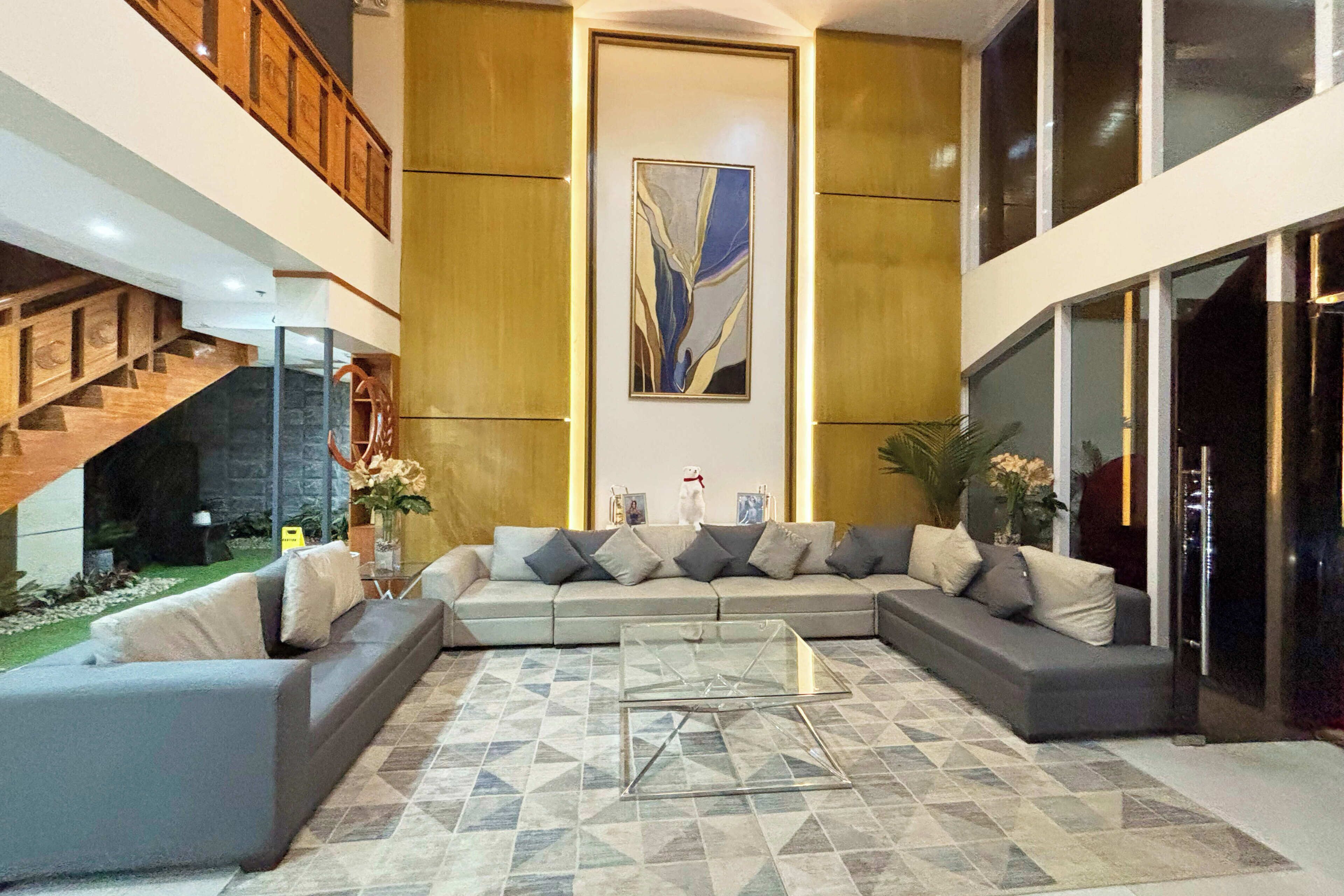 Lobby sitting area