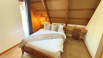 Desk, laptop workspace, rollaway beds, free WiFi