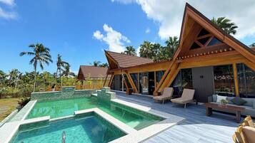 Three Bedroom Villa | Terrace/patio