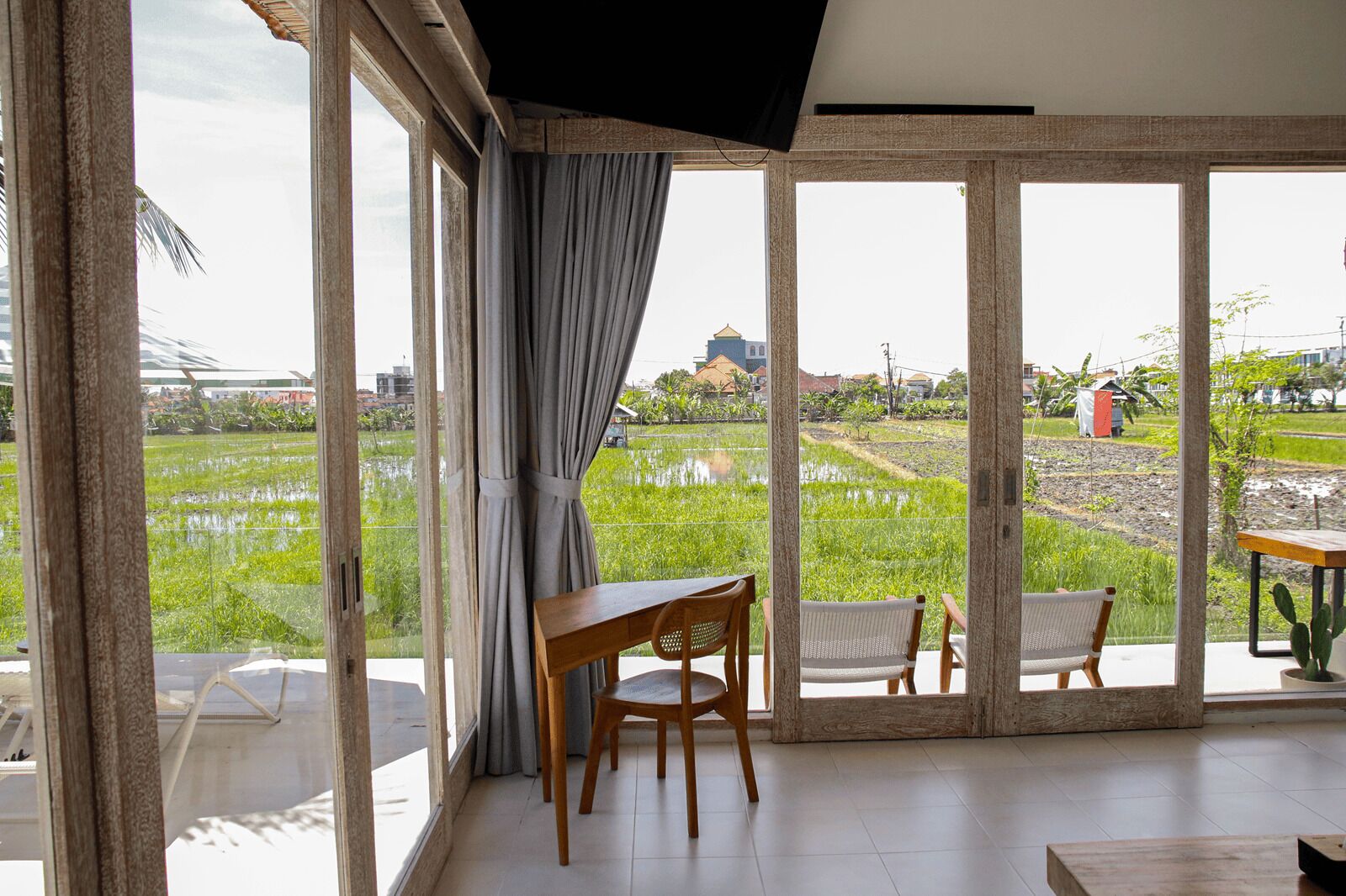 Comfort Villa, Patio, Pool View | Interior