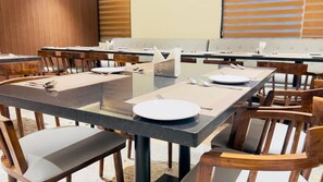 Dining - HOTEL GALADARI (Hyderabad)
