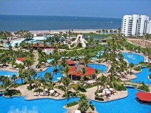 Pool - New Year’s Week-2BR Grand Mayan Suite - Sleeps 8 - Resort Access (Nuevo Vallarta)
