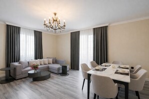 Dining - Sugovushan Hotel and Cottages (Sugovushan)