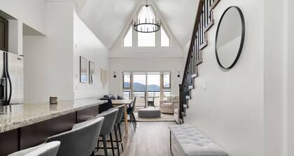 4BR Penthouse w/Rooftop In The Heart Of Harrison