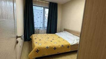 1 bedroom, iron/ironing board, Internet, bed sheets