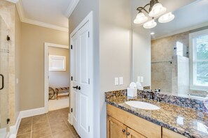 Bathroom - Condo on Lake Oconee: Unobstructed Big Water Views (Greensboro)