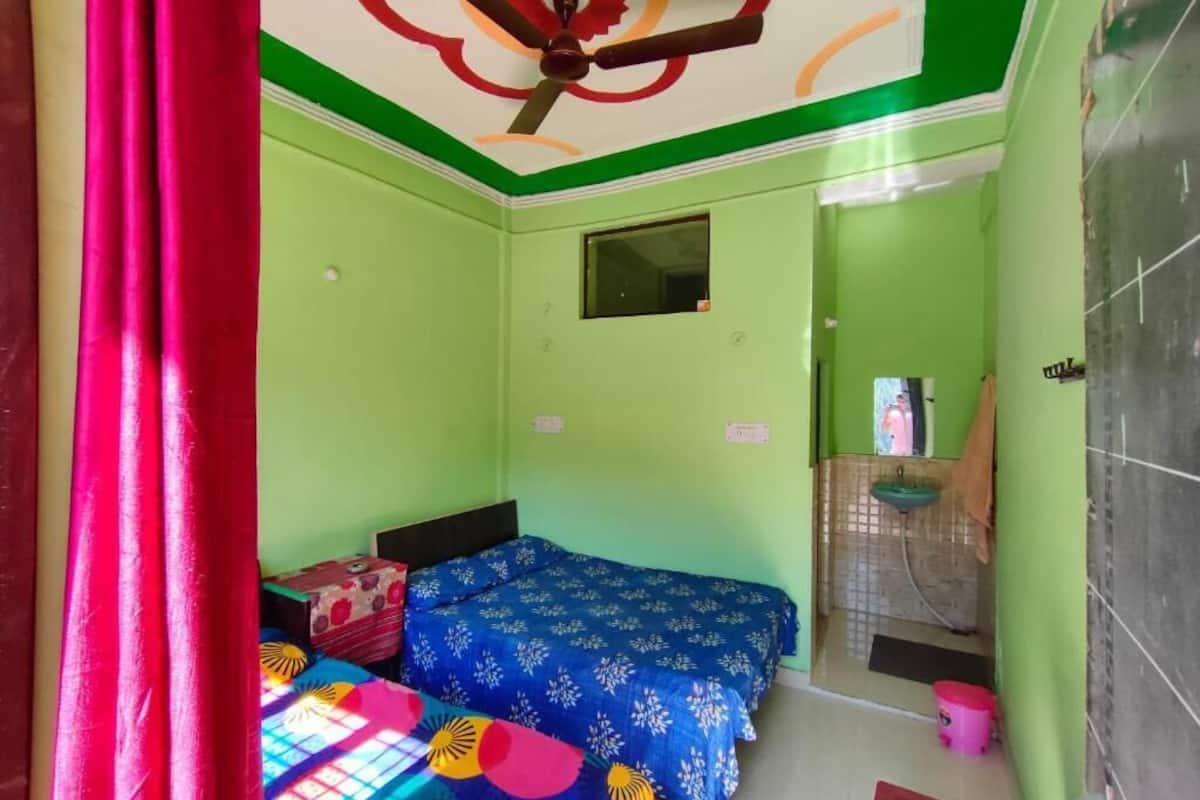 Standard Double Room, Balcony, Mountain View