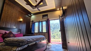 Deluxe Double Room, Balcony, Mountain View - Bisht Hotel And Restaurant (Almora)