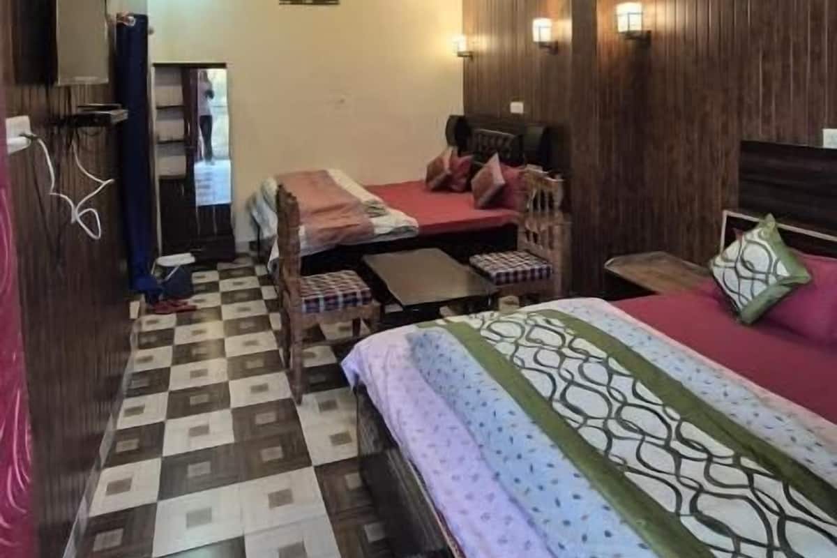 Deluxe Double Room, Balcony, Mountain View