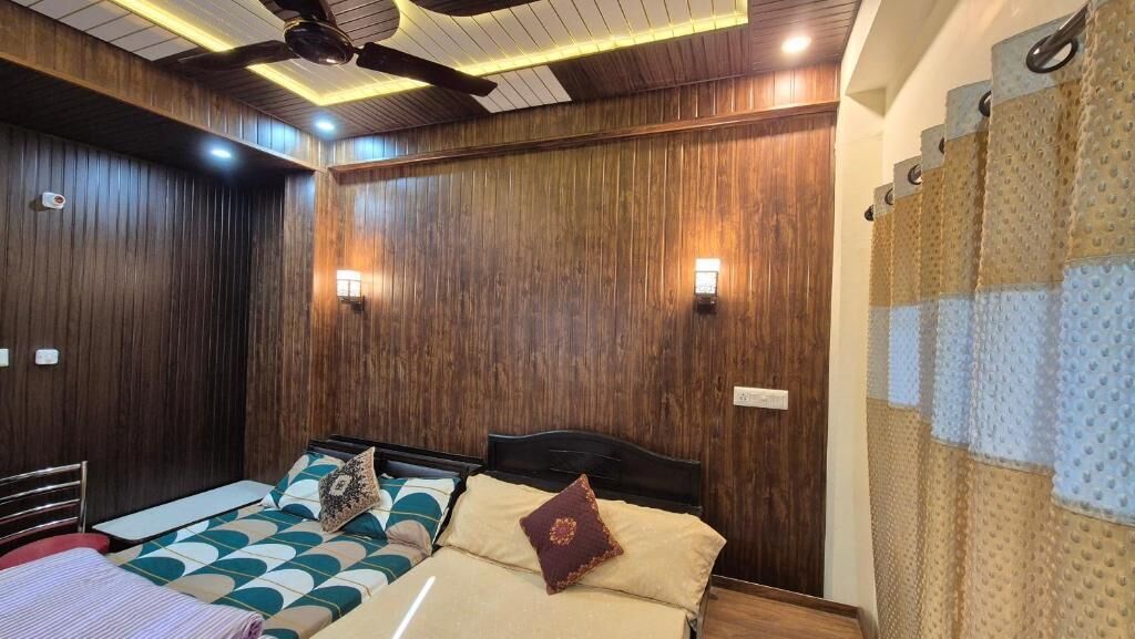 Deluxe Suite, Balcony, Mountain View