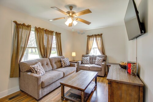 Lakes, Whiskey & More! Charming Home in Tullahoma
