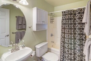 Towels - Explore the Coconino Forest! Flagstaff Cottage (Flagstaff)