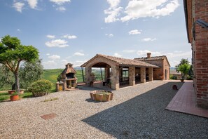 Garden - Nice Apartment With Swimming Pool (Peccioli)