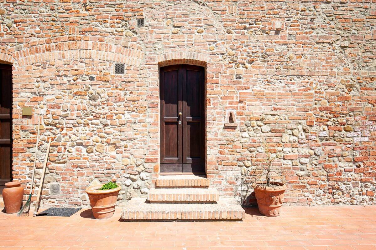 Classic Apartment, 1 Bedroom | Reception