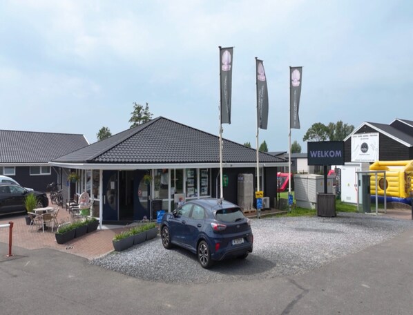 Chalet | View from property - Scenic Countryside Retreat for 4 (Scherpenisse)