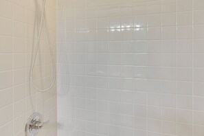 Hair dryer, towels - ‘Southern Comfort’ in Sebring! Family Home w/ Yard (Sebring)