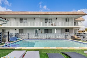 Pool - Pool Access, 1 Mi to Pier! Pompano Beach Condo (Pompano Beach)