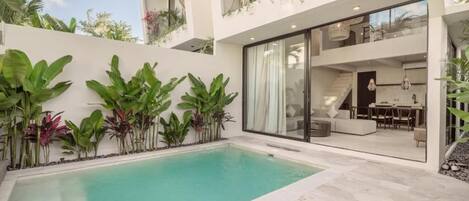 ヴィラ パティオ プールビュー | プール