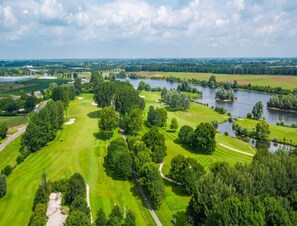 House | View from property - Quiet 6-guest Retreat in Kerkdriel (Kerkdriel)