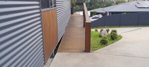 Property grounds - BLUE WREN COASTAL RETREAT (Bermagui)