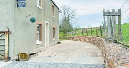 High Park House sleeps six in three bedrooms.