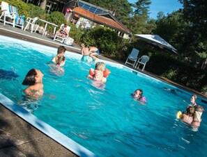 Bungalow | Pool - Drenthe Wellness Lodge for 4 (Ruinen)