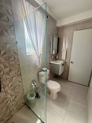Shower - Condo neuf au centre-ville de Sosua 303 (Sosúa)