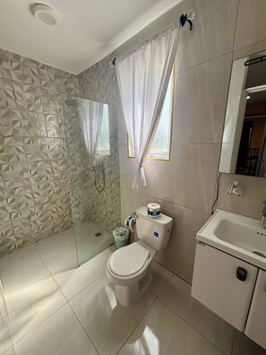 Shower - Condo neuf au centre-ville de Sosua 303 (Sosúa)