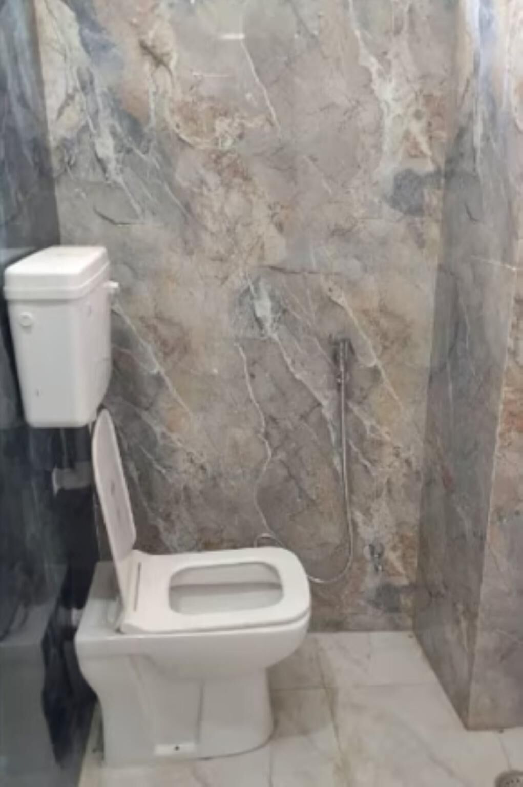 Villa | Bathroom | Shower, soap, shampoo