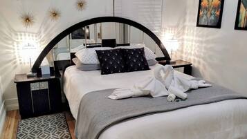 1 bedroom, iron/ironing board, internet, bed sheets