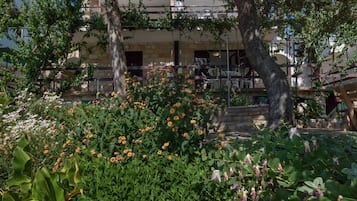 House (Three Bedroom Holiday Home with Sea V) | Exterior