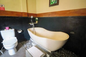 Shower, hair dryer - Ubud Private Pool Villa Tropical Hideaway with Ricefield View (Ubud)