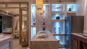 Villa Deluxe, patio, vistas a la piscina | Interior