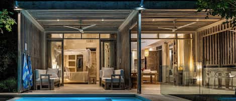 Villa Deluxe, patio, vista a la alberca | Alberca