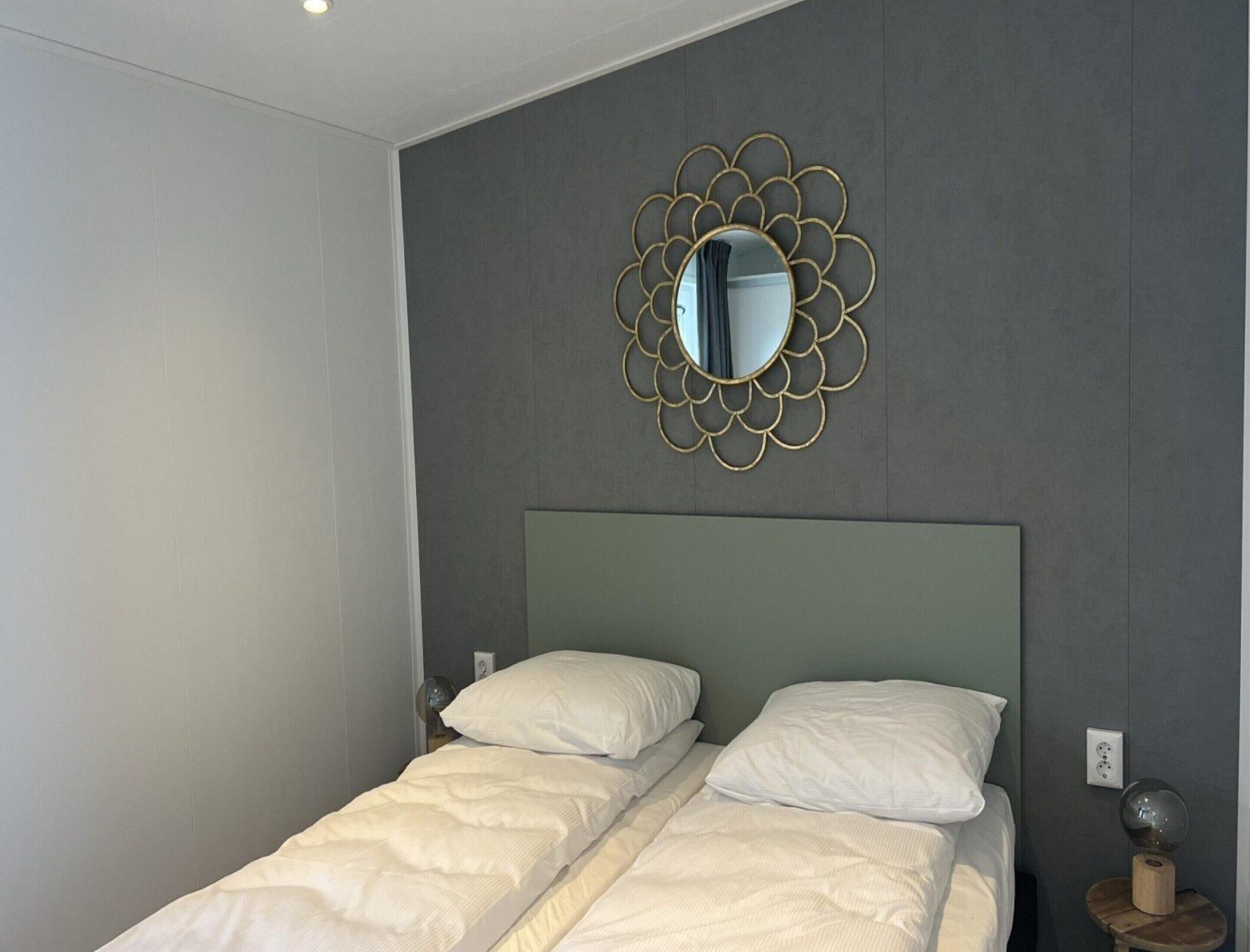 3 bedrooms, individually furnished