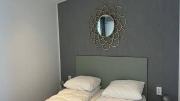 3 bedrooms, individually furnished