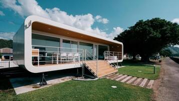 Quadruple Room, Ocean View (N01)