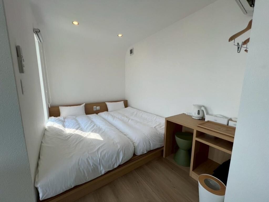 Twin Room, Mountain View