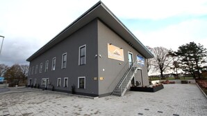 Uklassifisert bilde, 5 av 12, knapp