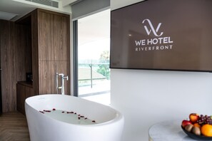 Room - We Hotel Riverfront (Bangkok)