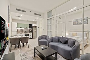 Interior - FIRST CLASS | 2BR | Elite Golf & Greenery Views (Dubai Hills)