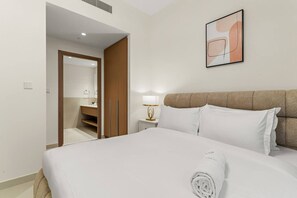 Room - FIRST CLASS | 2BR | Pool View | Close to Downtown (Dubai Creek Harbour)