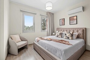 2 bedrooms, iron/ironing board, free WiFi, bed sheets - Ethereal Residence by Nomads (Paphos)
