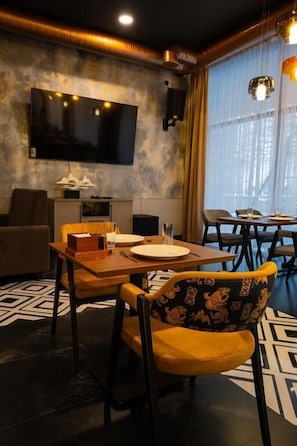 Dining - Auris Hotel&Restobar (Almaty)