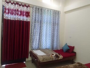 Double or Twin Room - Hotel Kalyan Palace And Restaurant (Pipalkoti)