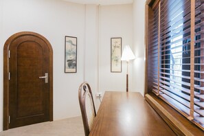 Interior - Lily Hidden Homestay – Boutique Stay in the Heart of Hanoi Old Quarter (Hà Nội)