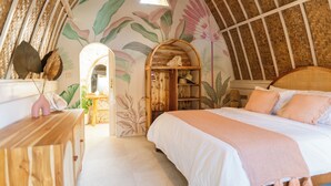Bungalow Deluxe | Két bảo mật tại phòng, màn/rèm cản sáng, phòng cách âm 