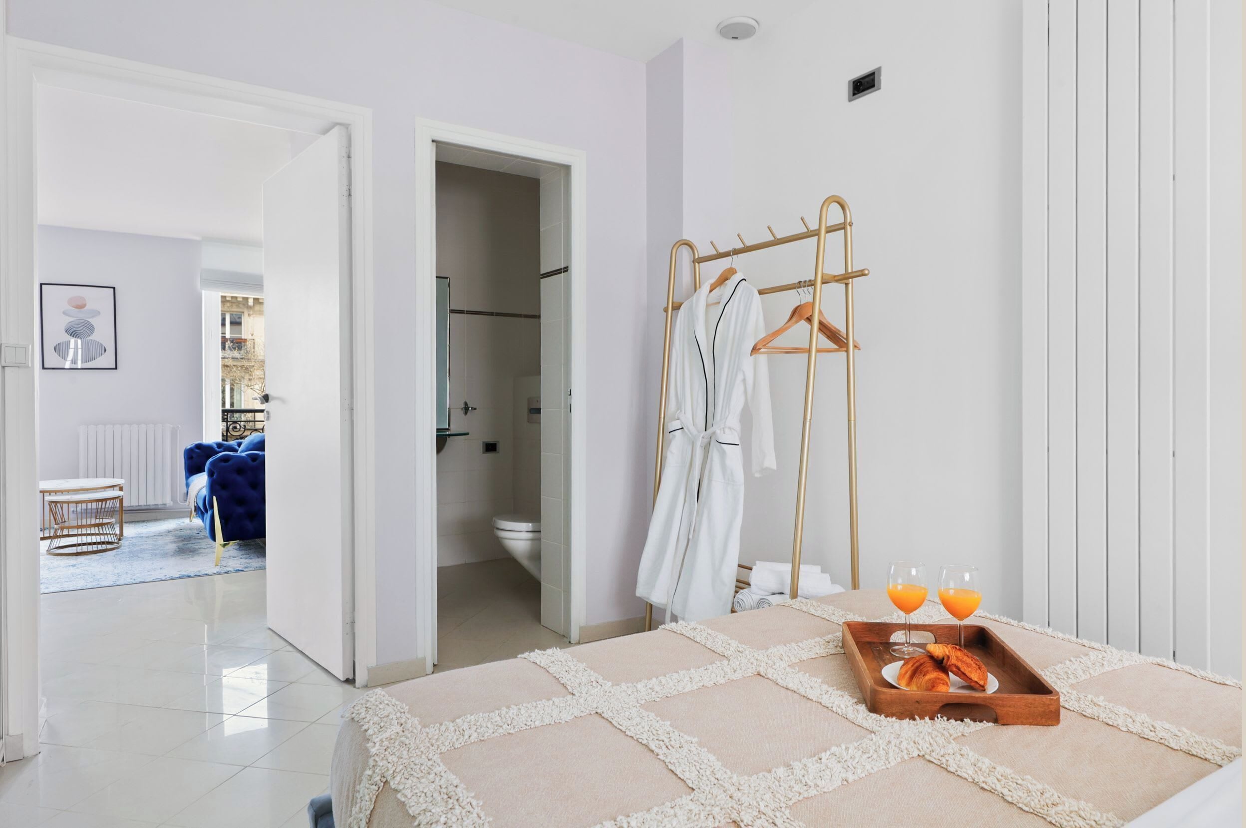 2 bedrooms, iron/ironing board, travel crib, WiFi (free)