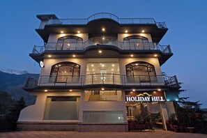 Exterior - Treebo Holiday Hill (Dharamshala)