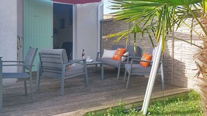 Terrace/patio - Les Alysées by Interhome (Ile d'Oléron)